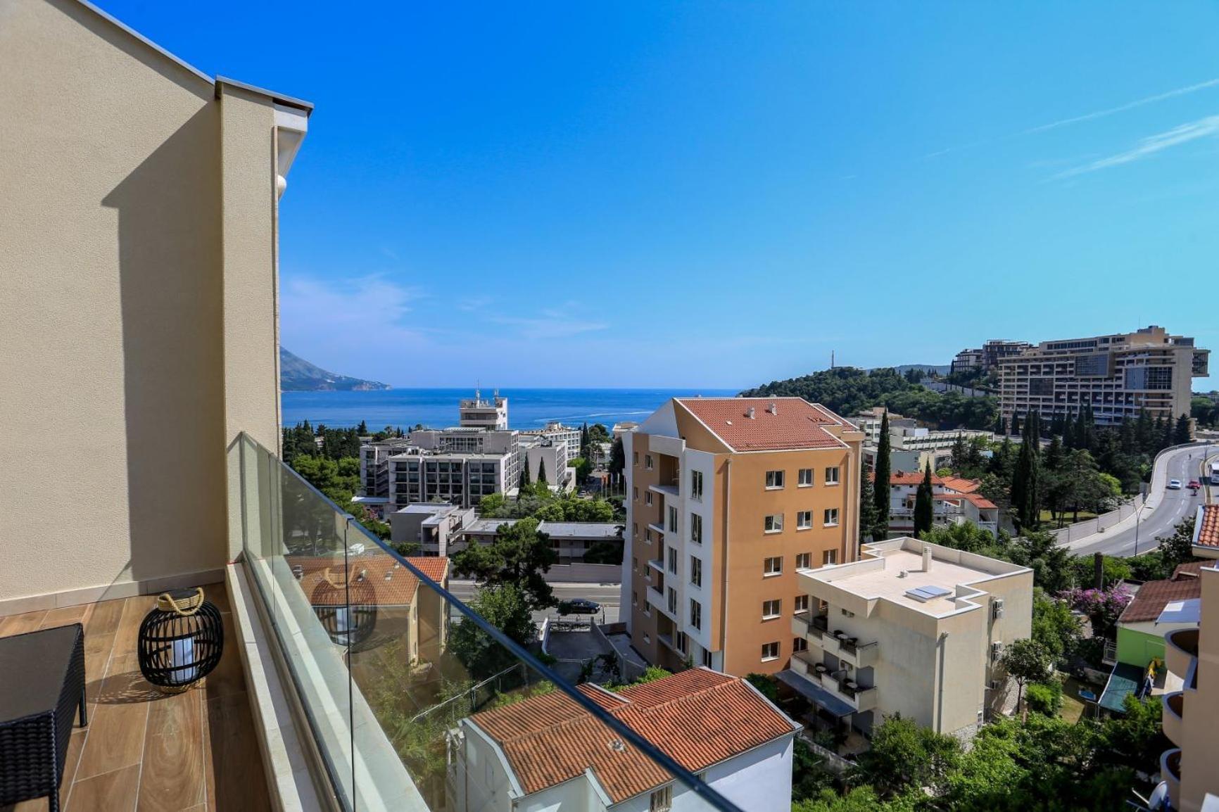 Montesun Apartments Becici Boreti Екстериор снимка
