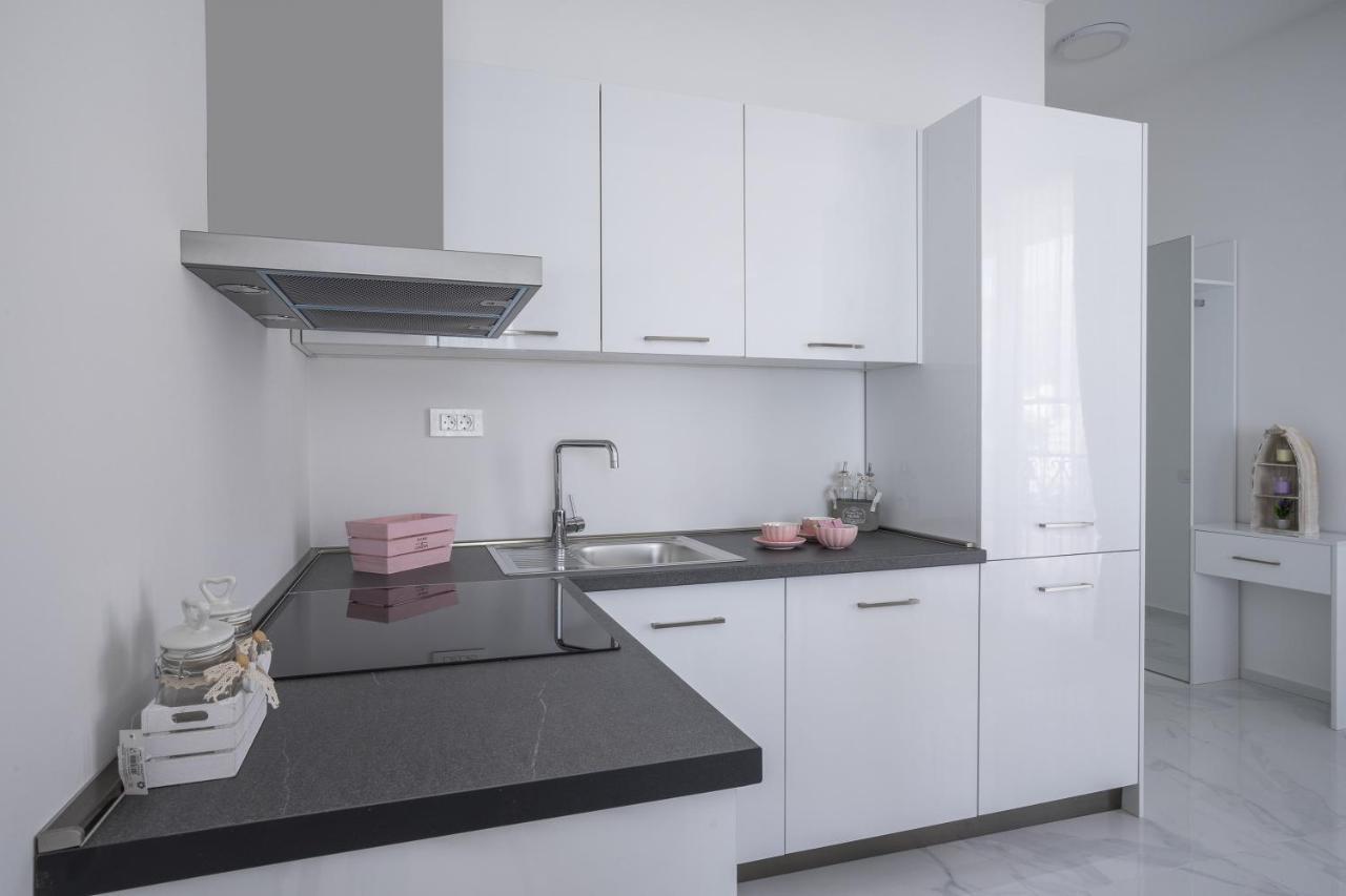 Montesun Apartments Becici Boreti Екстериор снимка