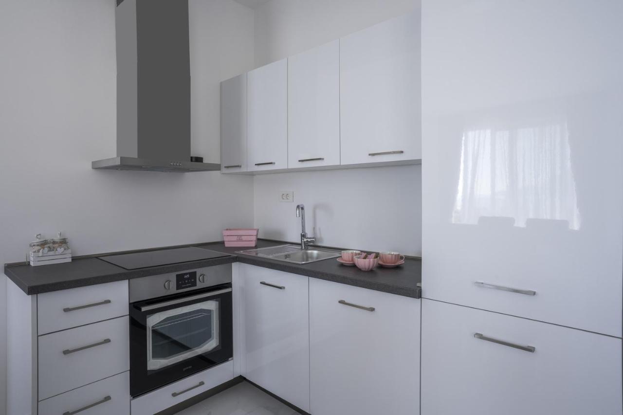 Montesun Apartments Becici Boreti Екстериор снимка