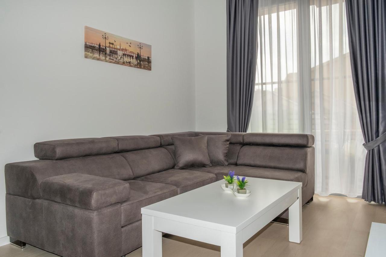 Montesun Apartments Becici Boreti Екстериор снимка