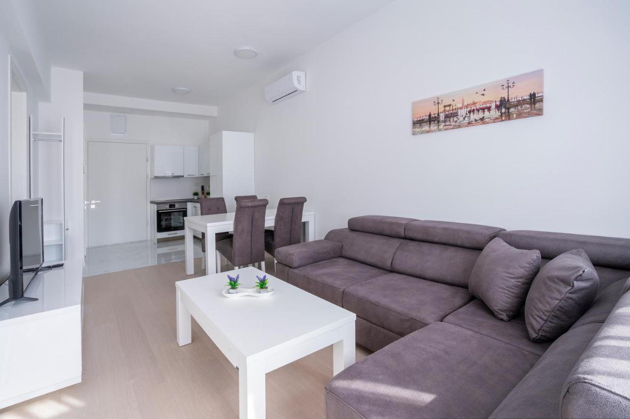 Montesun Apartments Becici Boreti Екстериор снимка